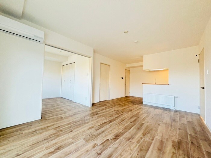 物件内観写真10　(居室)