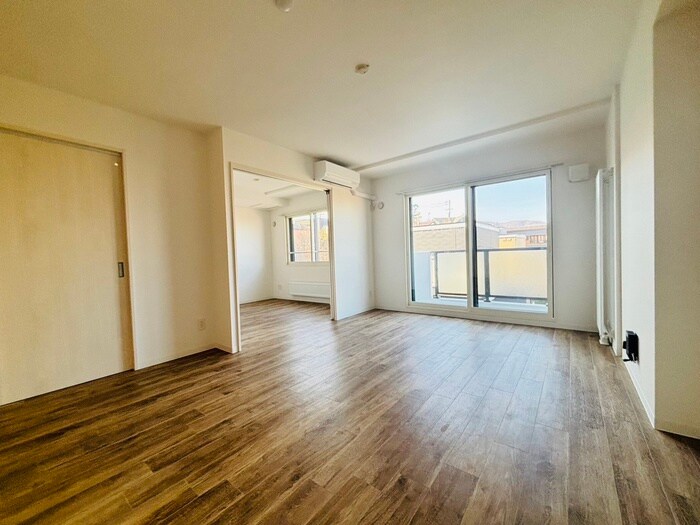 物件内観写真10　(居室)