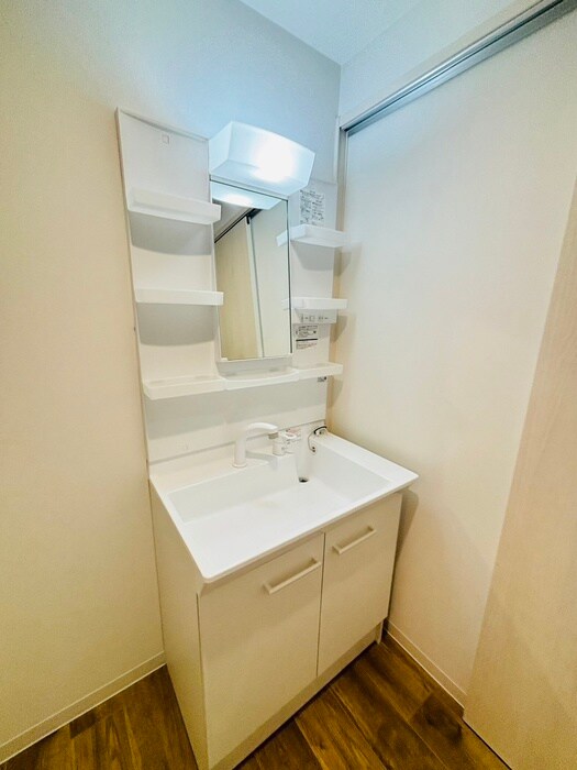 物件内観写真11　(洗面)