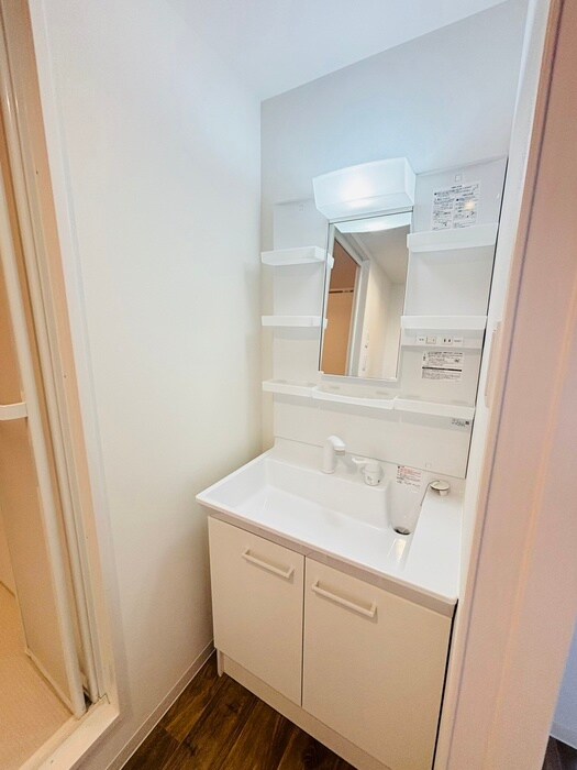 物件内観写真17　(洗面)