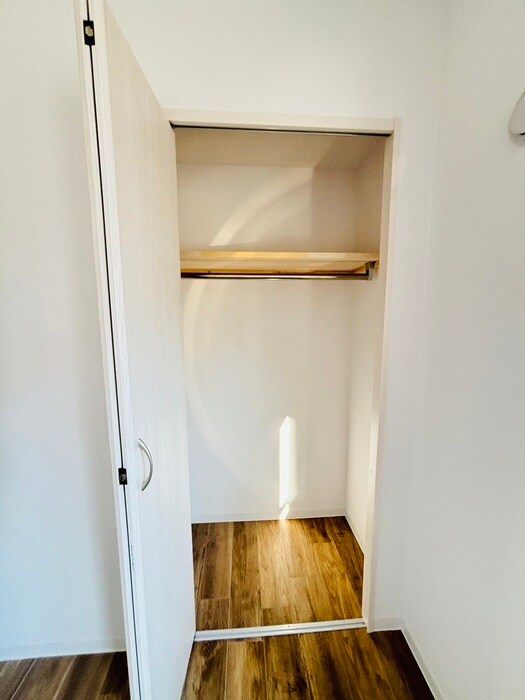 物件内観写真18　(収納)