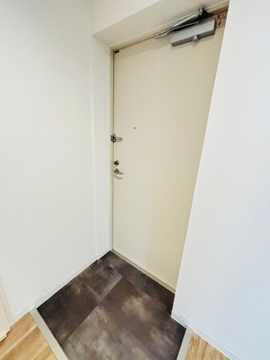 物件内観写真21　(玄関)