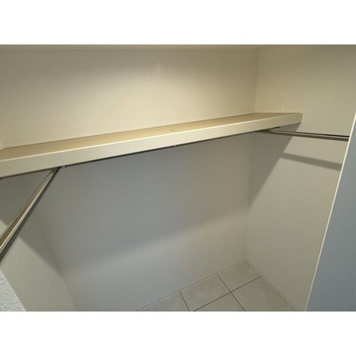 物件内観写真9　(収納)