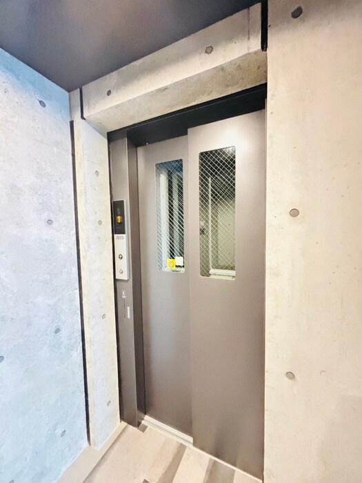 物件外観写真5　(建物設備)