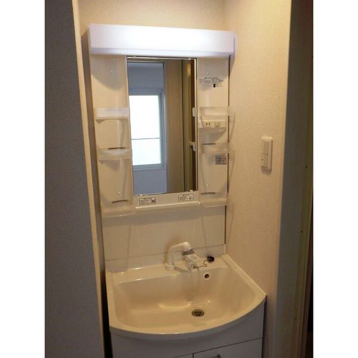 物件内観写真12　(洗面)