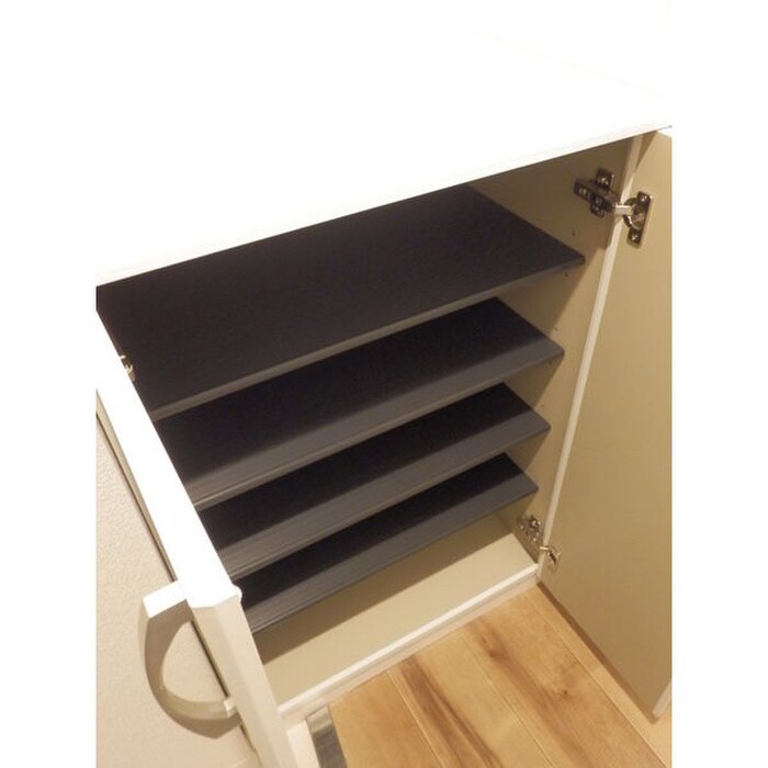 物件内観写真15　(靴箱)