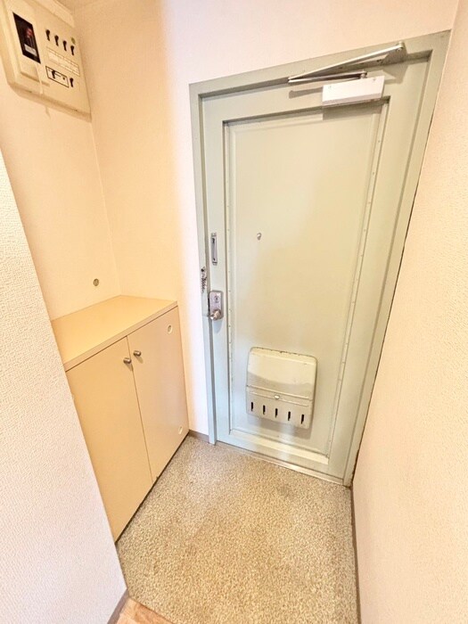 物件内観写真20　(玄関)