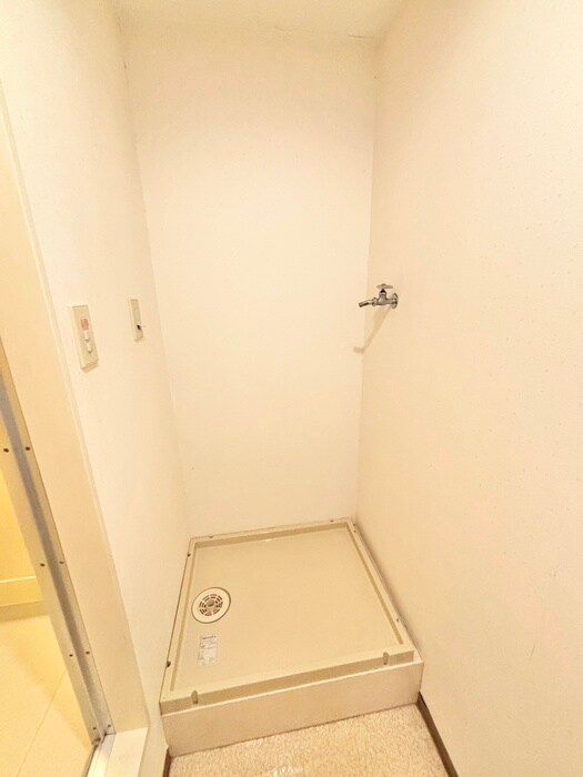 物件内観写真22　(洗濯機置場)