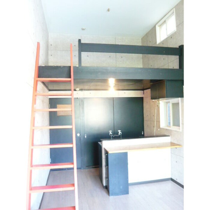 物件内観写真4　(居室)