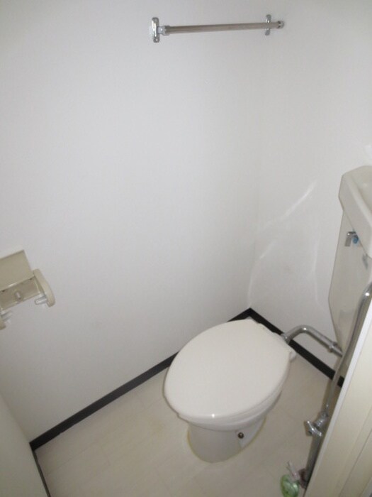 物件内観写真11　(トイレ)