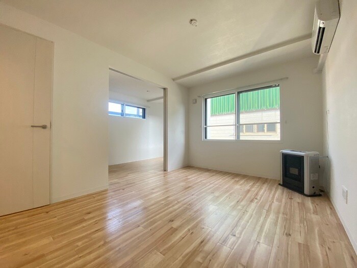 物件内観写真7　(居室)