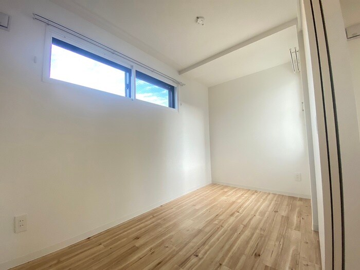 物件内観写真10　(居室)