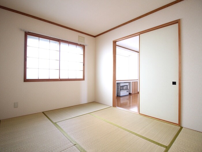 物件内観写真9　(居室)