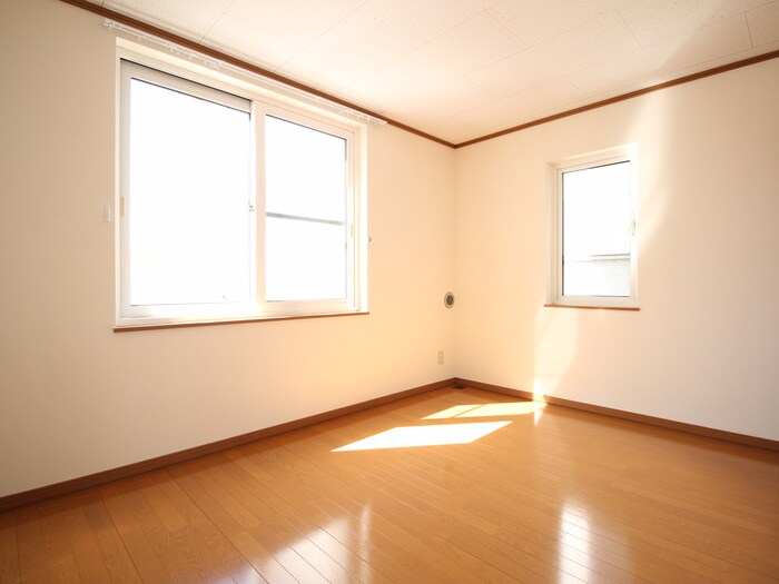 物件内観写真10　(居室)