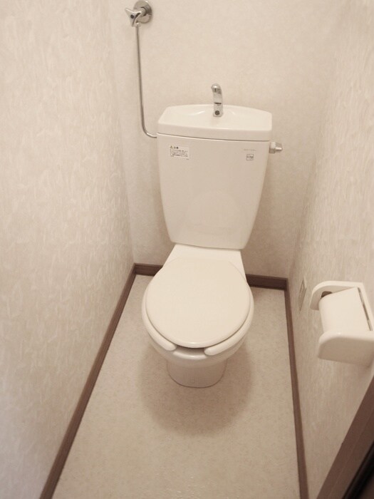 物件内観写真15　(トイレ)