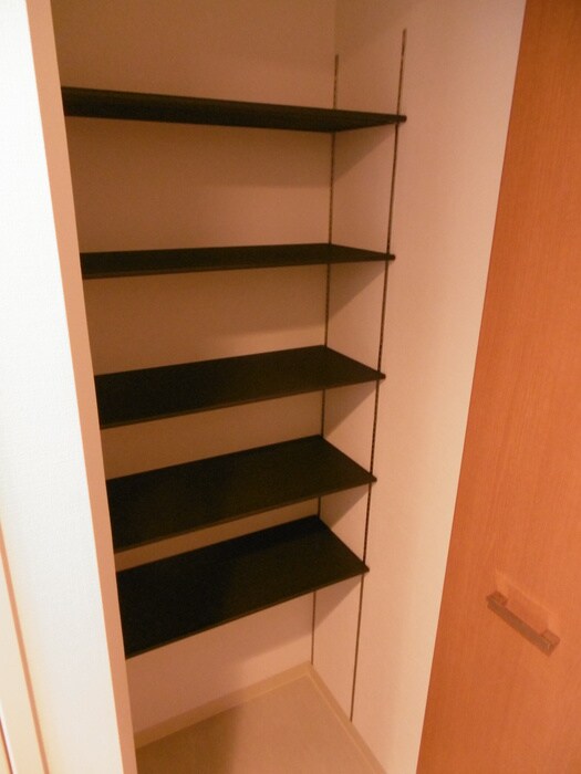 物件内観写真16　(靴箱)