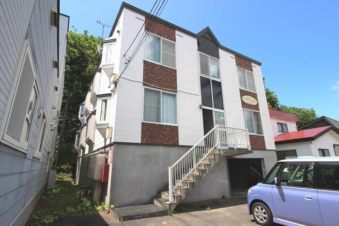 物件外観写真2　(外観写真)