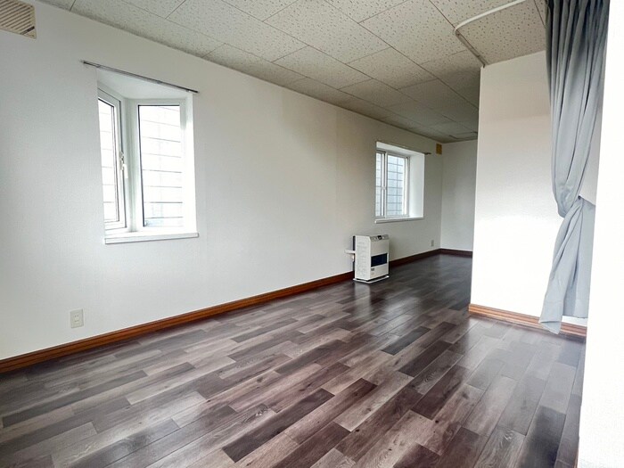 物件内観写真11　(居室)