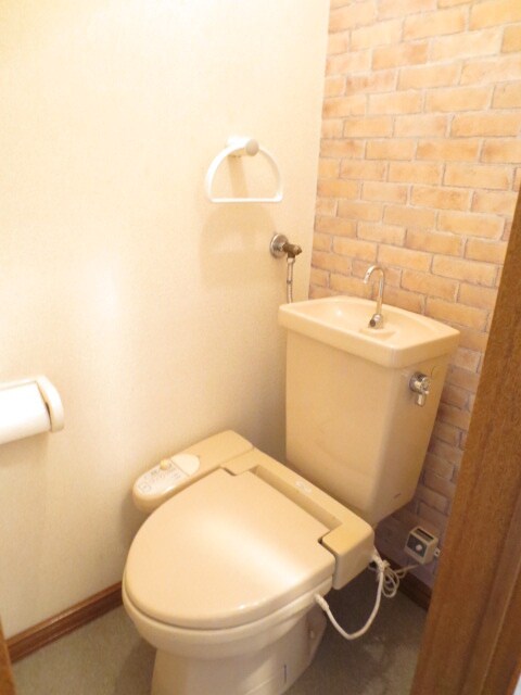 物件内観写真13　(トイレ)