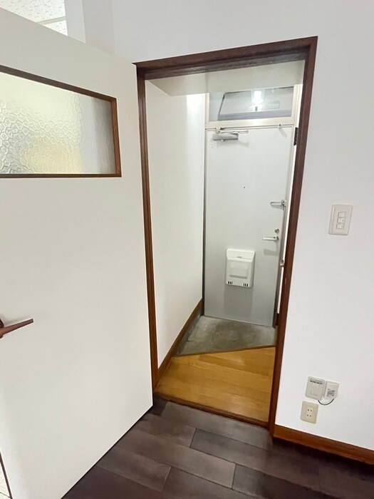 物件内観写真21　(廊下)