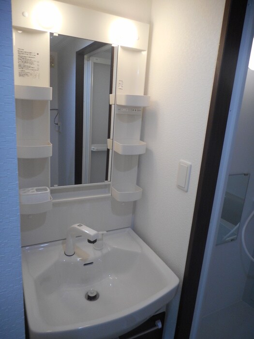 物件内観写真13　(洗面)