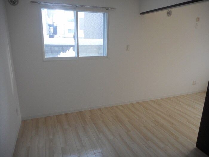 物件内観写真20　(居室)