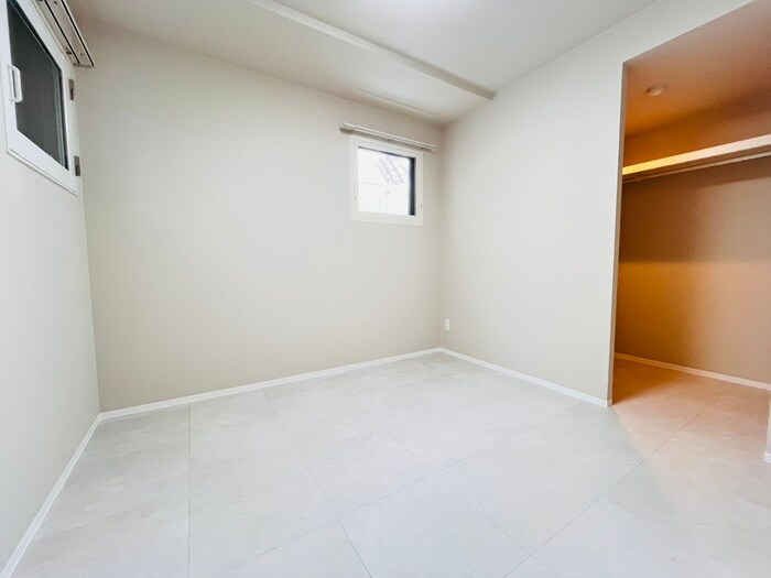 物件内観写真10　(居室)