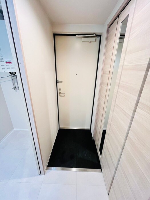 物件内観写真19　(玄関)