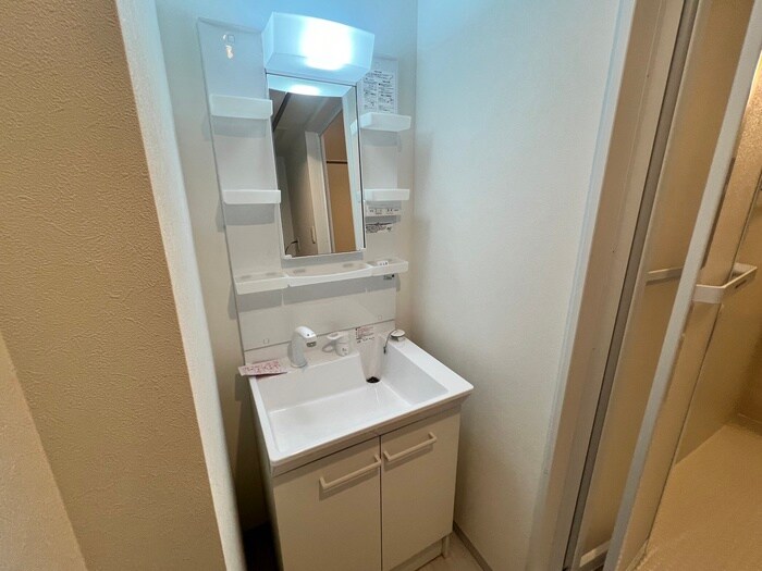 物件内観写真11　(洗面)