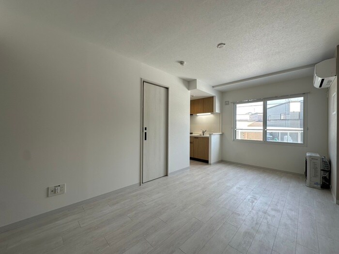 物件内観写真3　(居室)