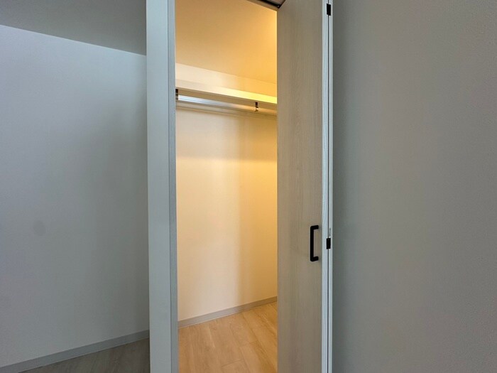 物件内観写真8　(収納)