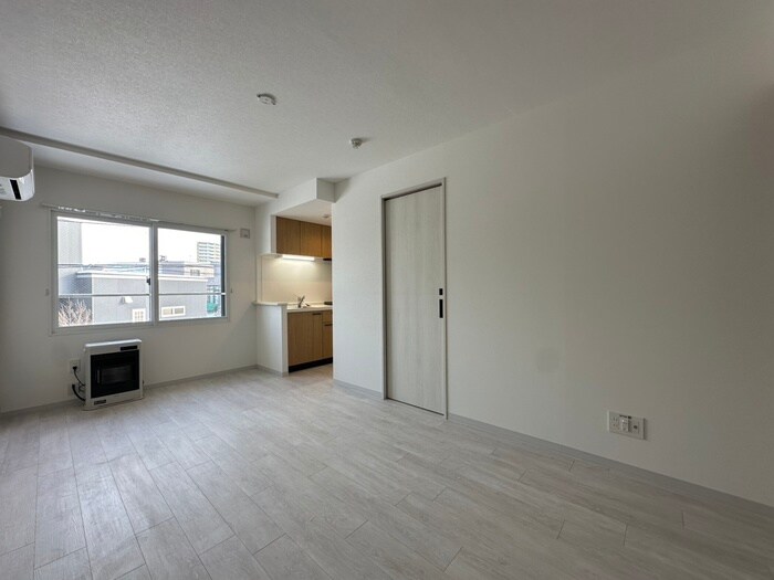 物件内観写真13　(居室)