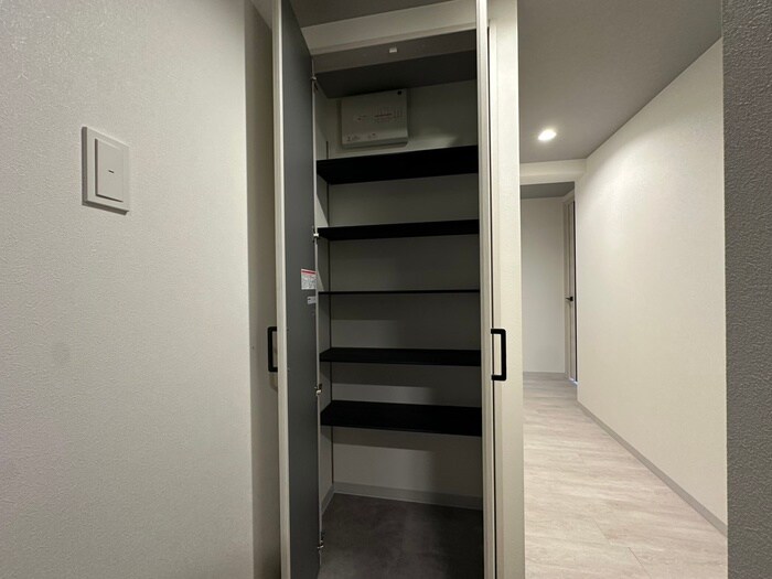 物件内観写真15　(靴箱)