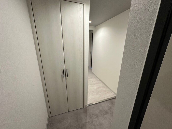 物件内観写真16　(廊下)