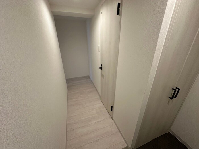 物件内観写真18　(廊下)