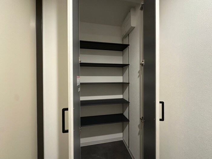 物件内観写真18　(靴箱)