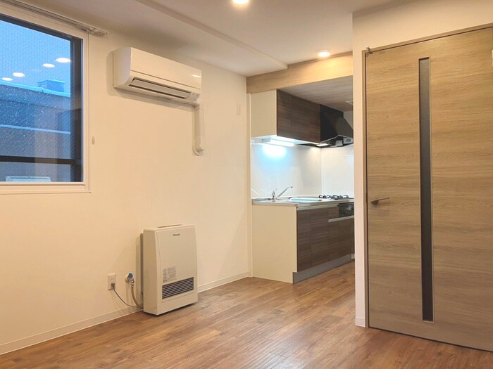 物件内観写真10　(居室)