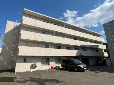 リベルティ南平岸外観写真