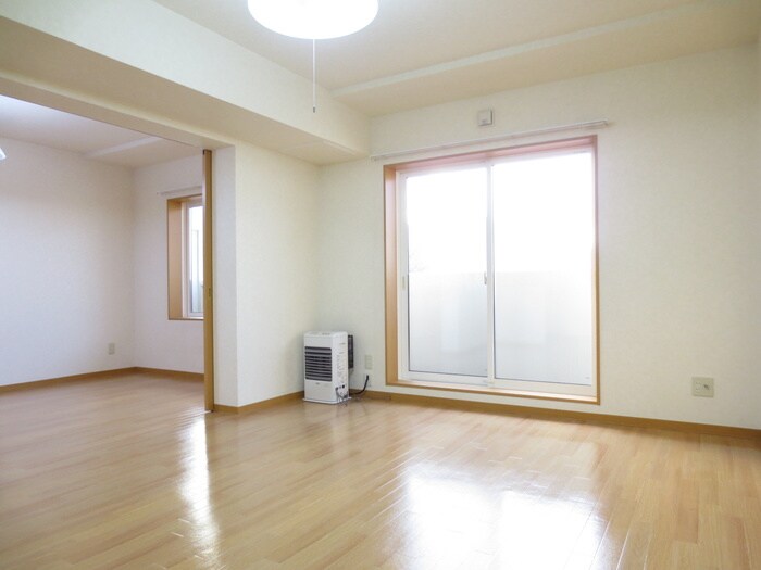 物件内観写真6　(居室)