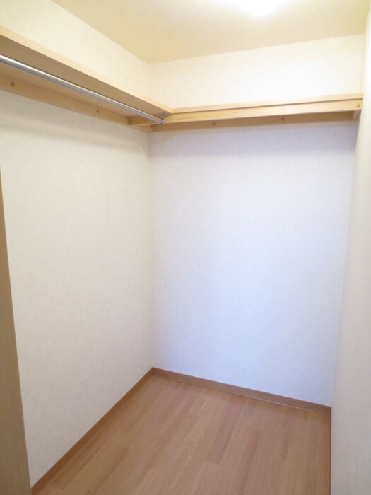 物件内観写真9　(収納)