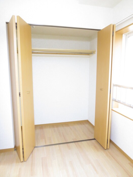 物件内観写真13　(収納)