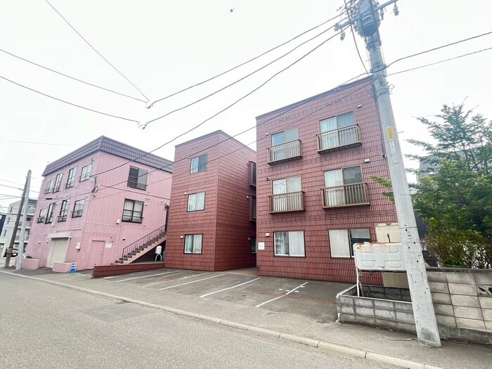 物件外観写真3　(外観写真)