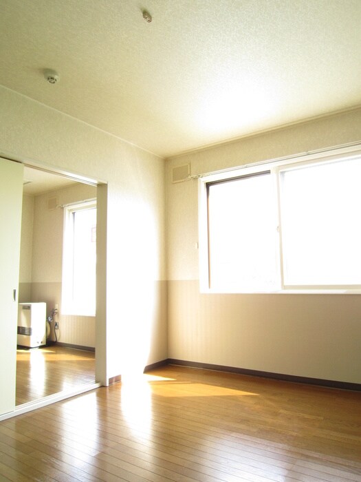 物件内観写真16　(居室)