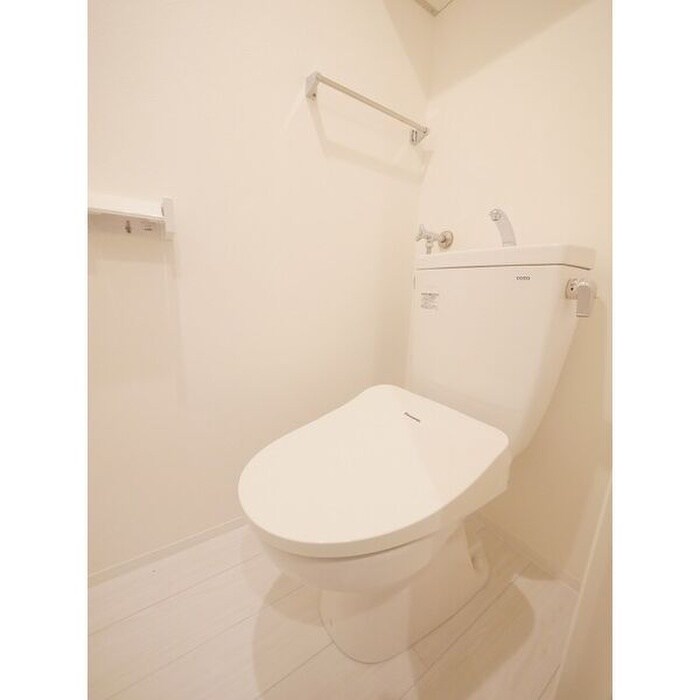 物件内観写真13　(トイレ)