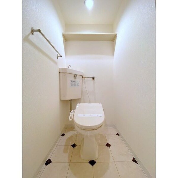 物件内観写真14　(トイレ)