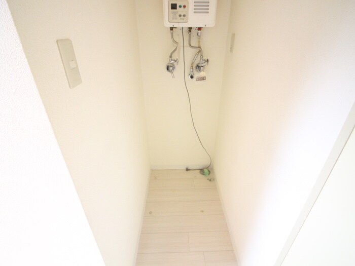 物件内観写真20　(洗濯機置場)