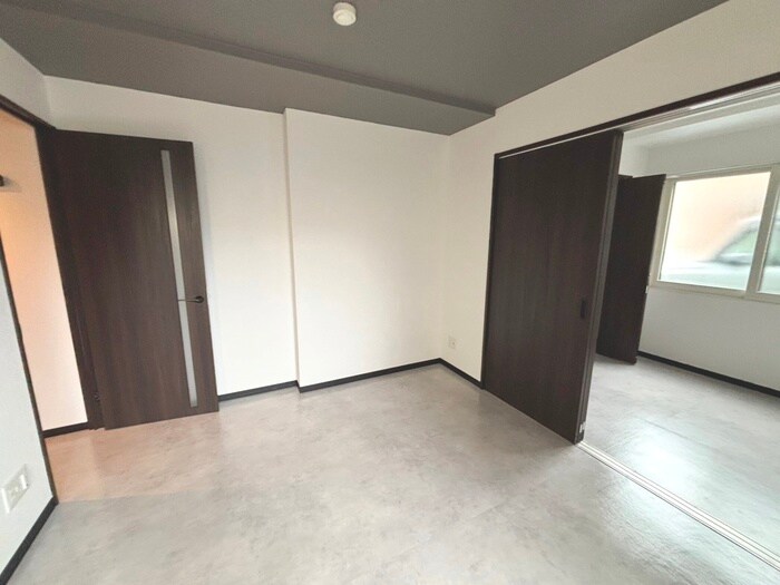 物件内観写真5　(居室)