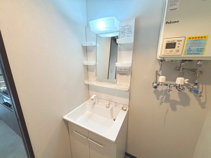 物件内観写真10　(洗面)