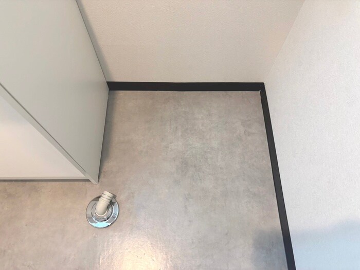 物件内観写真12　(洗濯機置場)