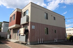 カルフ－ル伏見外観写真